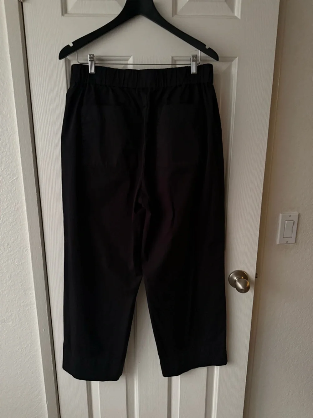 Everlane Easy Pant Black Straight-Leg Trousers - Picture 5 of 5
